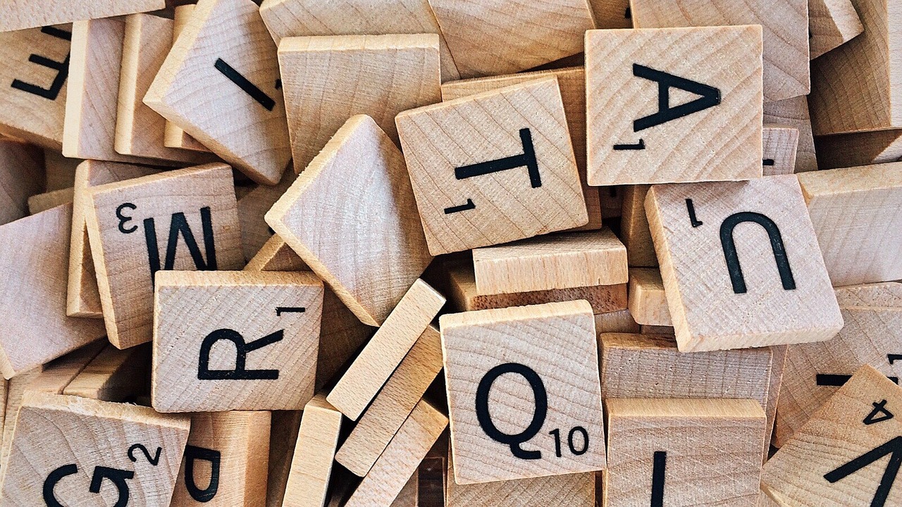 丽江网络推广公司哪家好？2025年效果与收费标准一览